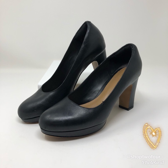 clarks artisan black pumps